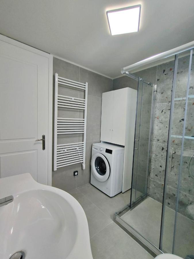 The Old Stables Apartment Vatos Luaran gambar