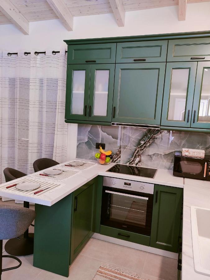 The Old Stables Apartment Vatos Luaran gambar